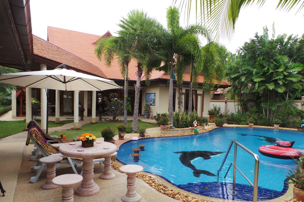 Photo of Outdoor in Nong Pla Lai