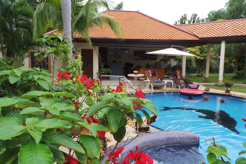Photo of Outdoor in Nong Pla Lai