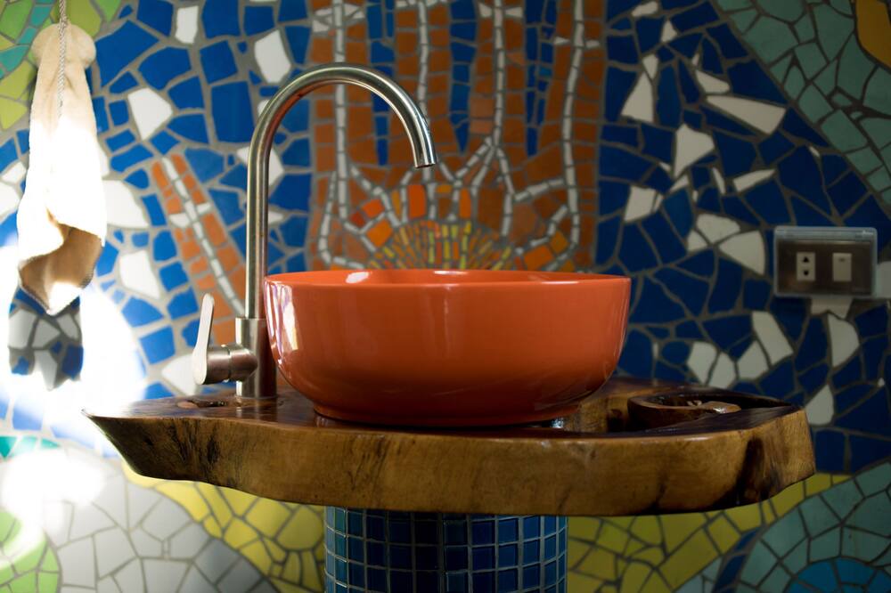 Photo of Bathroom in Mae Wang