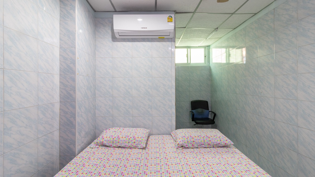 Photo of Bedroom in Wat Bowon Niwet