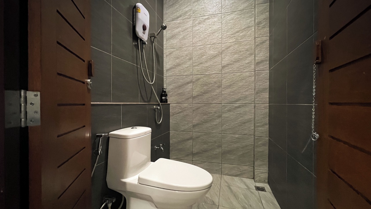 Photo of Bathroom in Khlong Hoi Khong