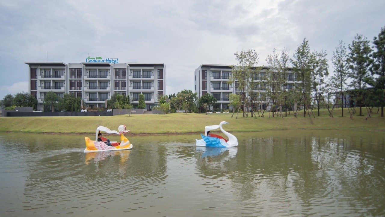 Photo of Others in Sung Noen
