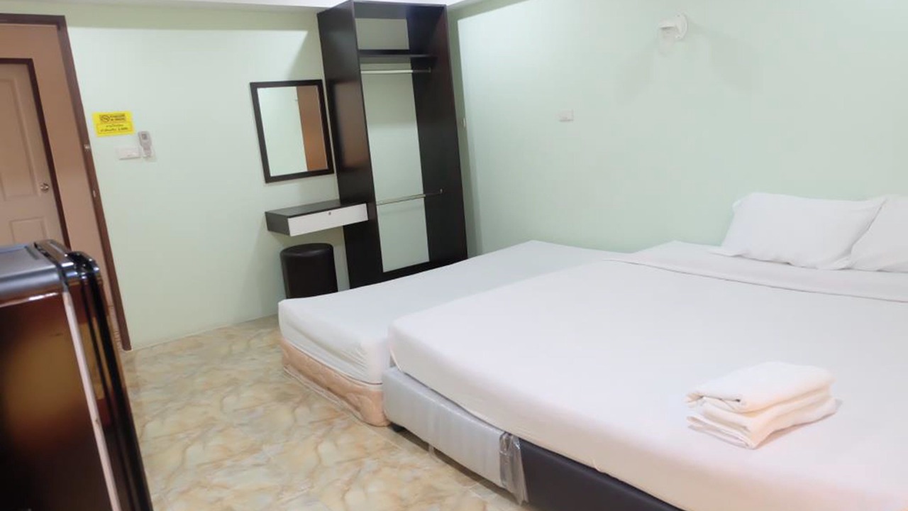 Photo of Bedroom in Don Hua Lo