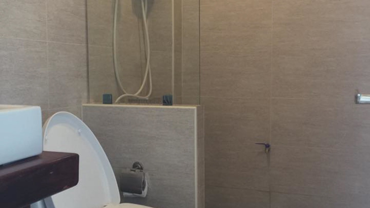 Photo of Bathroom in Tha Bo