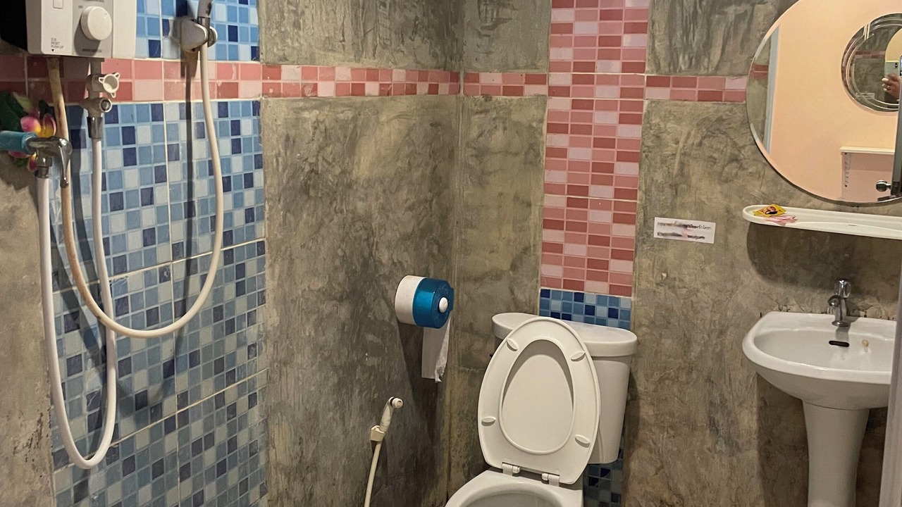 Photo of Bathroom in Tha Bo