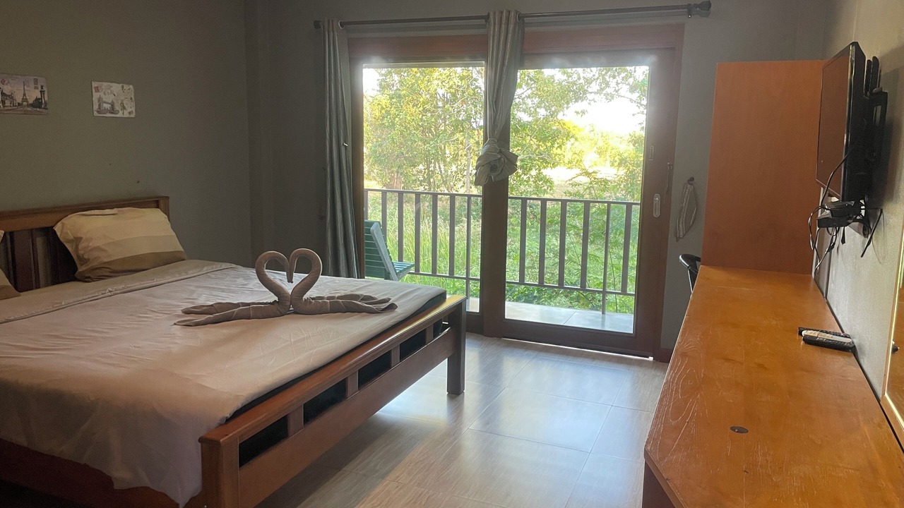 Photo of Bedroom in Tha Bo