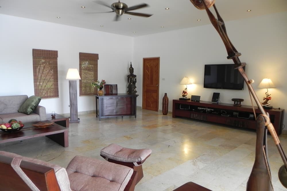 Photo of Bedroom in Mae Nam