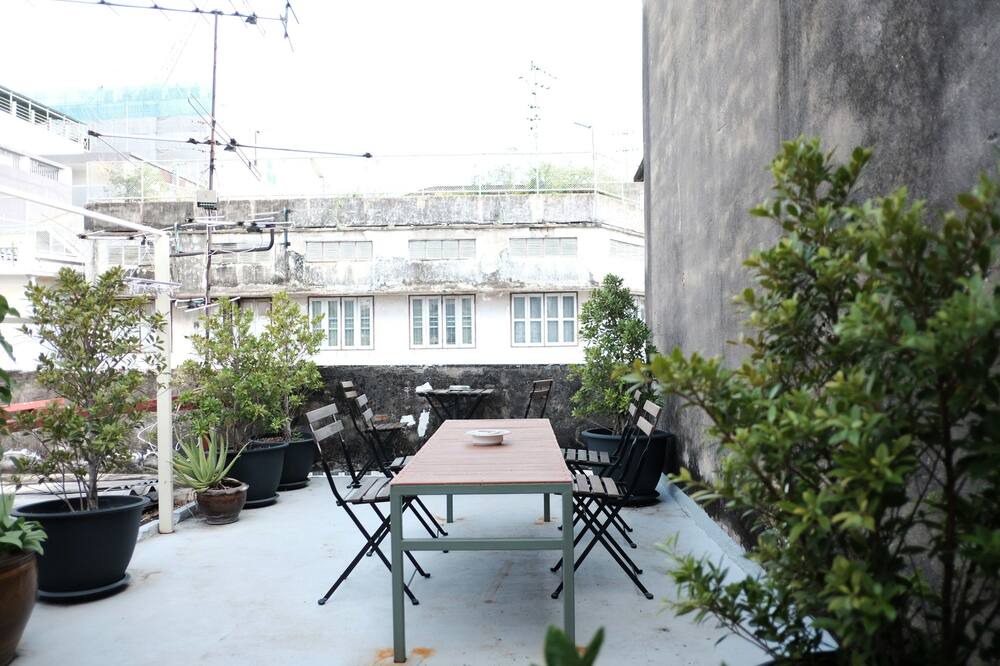 Photo of Patio Balcony in Pom Prap