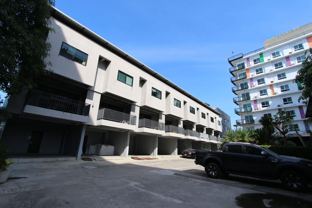 Photo of Outdoor in Bang Sao Thong