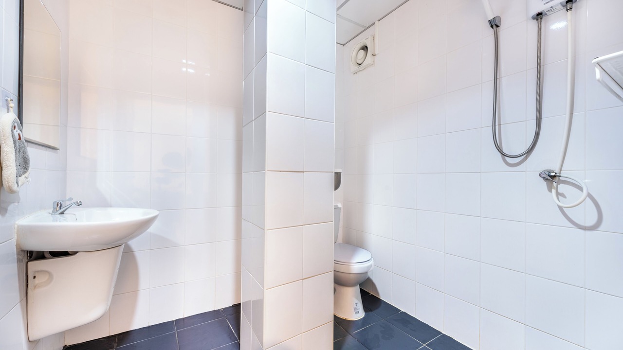 Photo of Bathroom in Don Muang