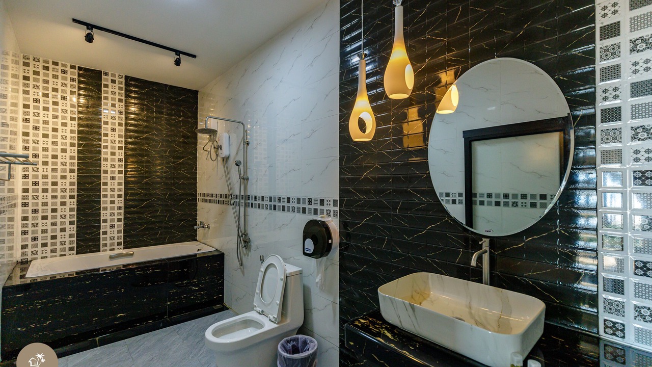 Photo of Bathroom in Pak Nam