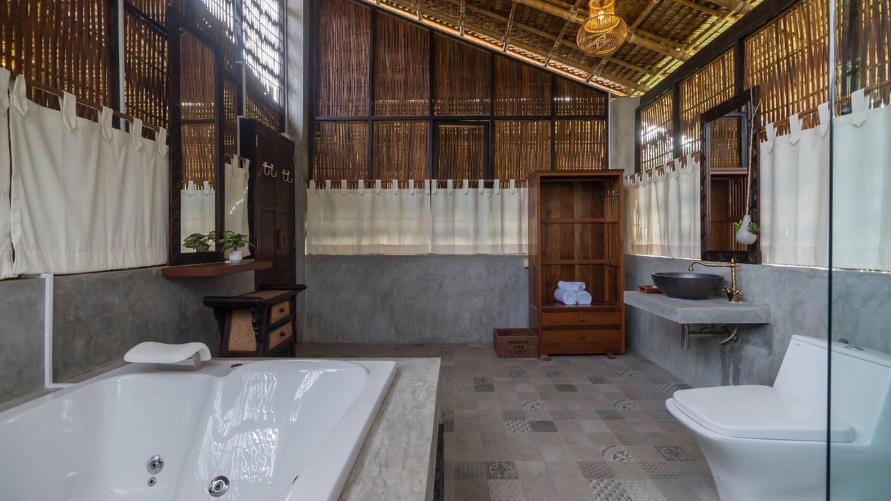 Photo of Bathroom in Kaeng Krachan