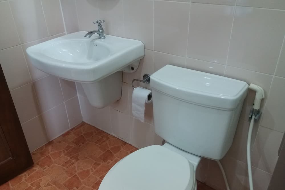 Photo of Bathroom in Wang Katha