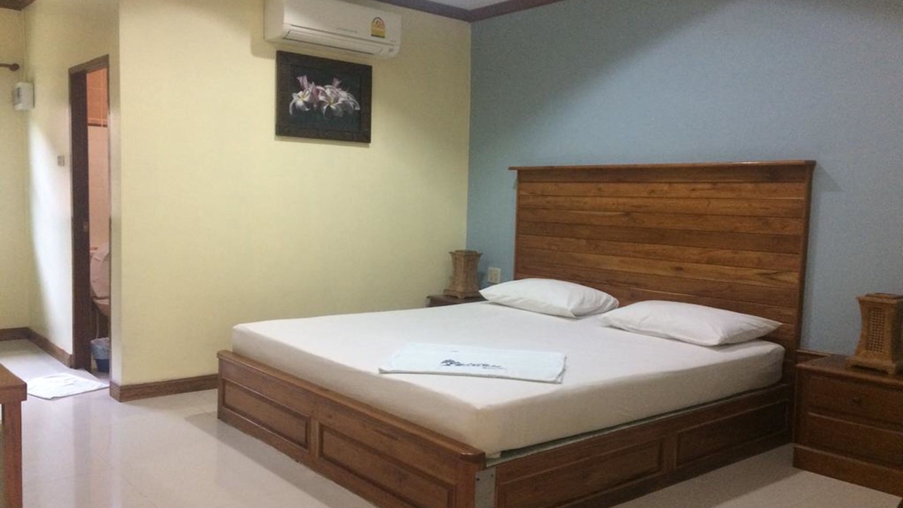 Photo of Bedroom in Tha Tum