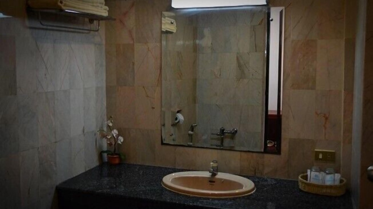 Photo of Bathroom in Wat Pa