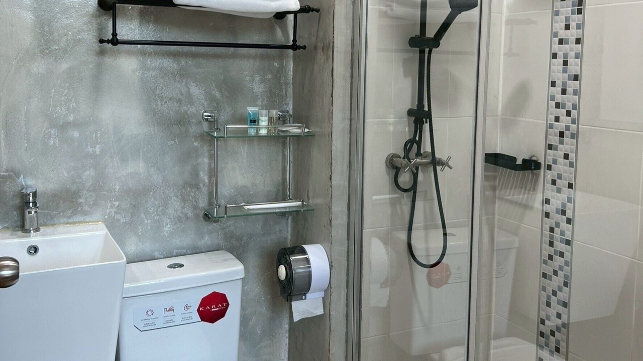 Photo of Bathroom in Tha Sao