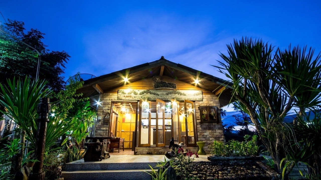 Photo of Buildings in Nakhon Thai