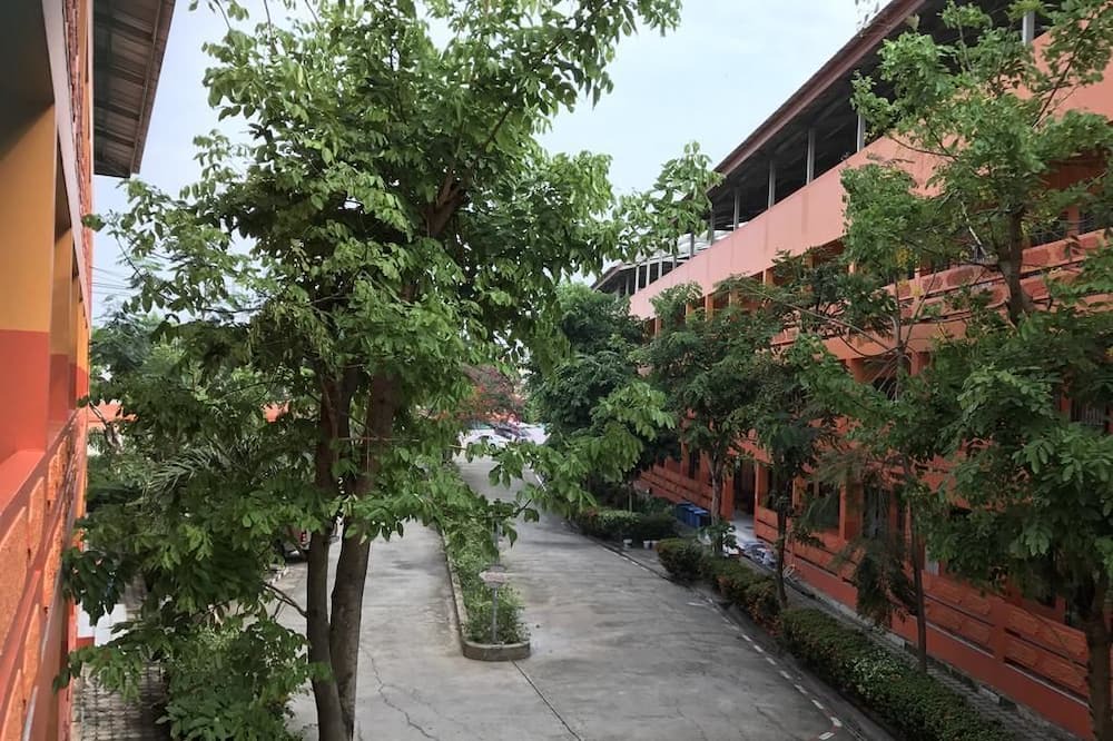 Photo of Outdoor in Khan Ham
