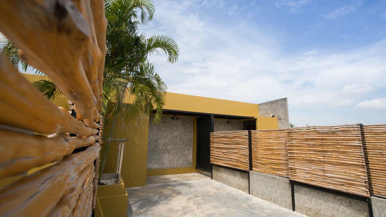 Photo of Patio Balcony in Phetchaburi