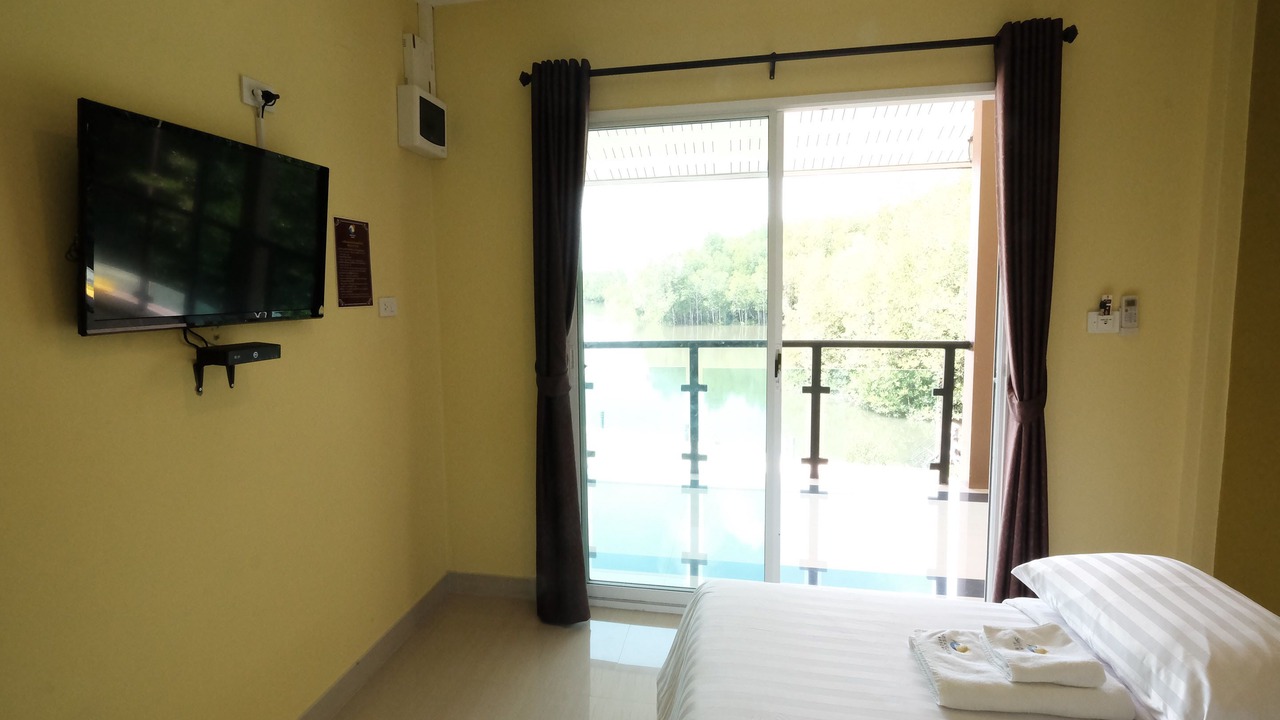 Photo of Bedroom in Khlong Thom