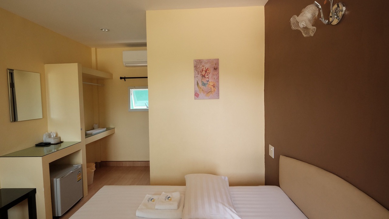 Photo of Bedroom in Khlong Thom
