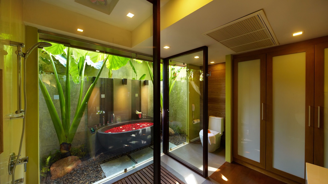 Photo of Bathroom in Chaweng City Center