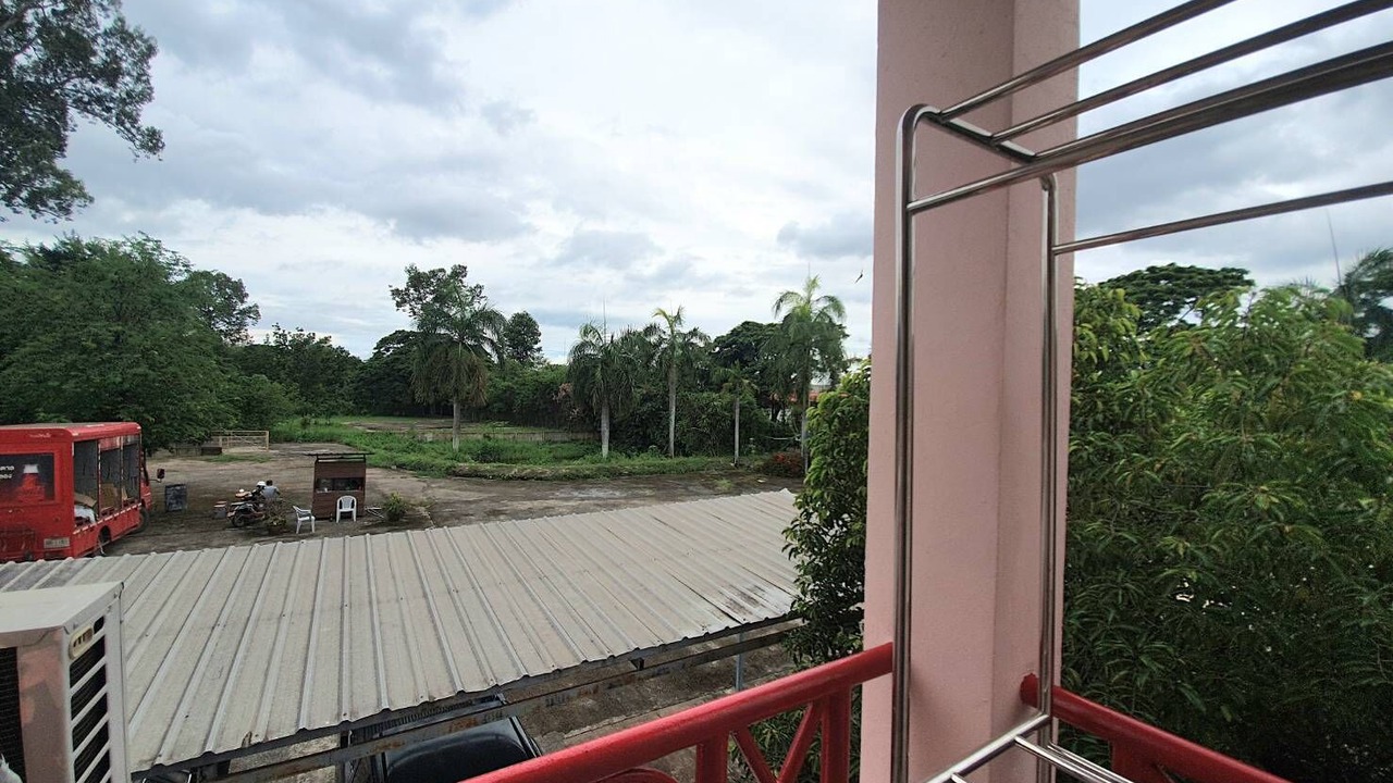 Photo of Patio Balcony in Mak Khaeng