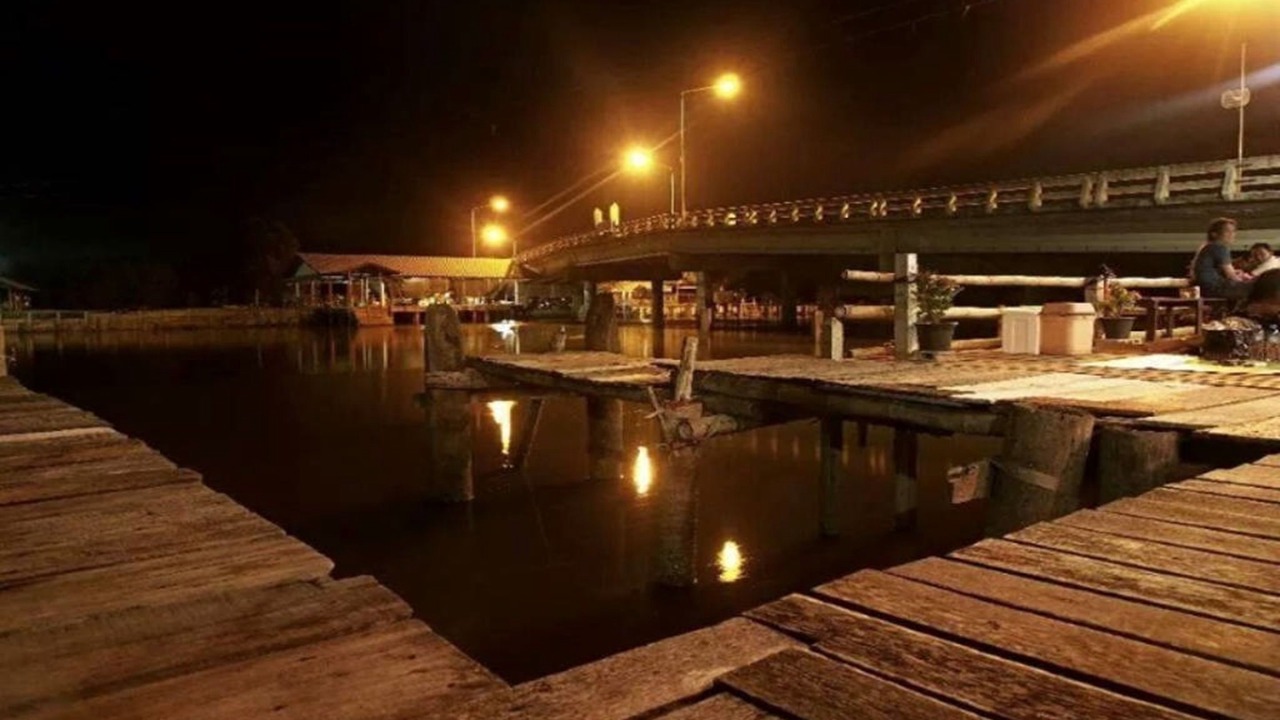 Photo of Others in Bang Tabun Ok