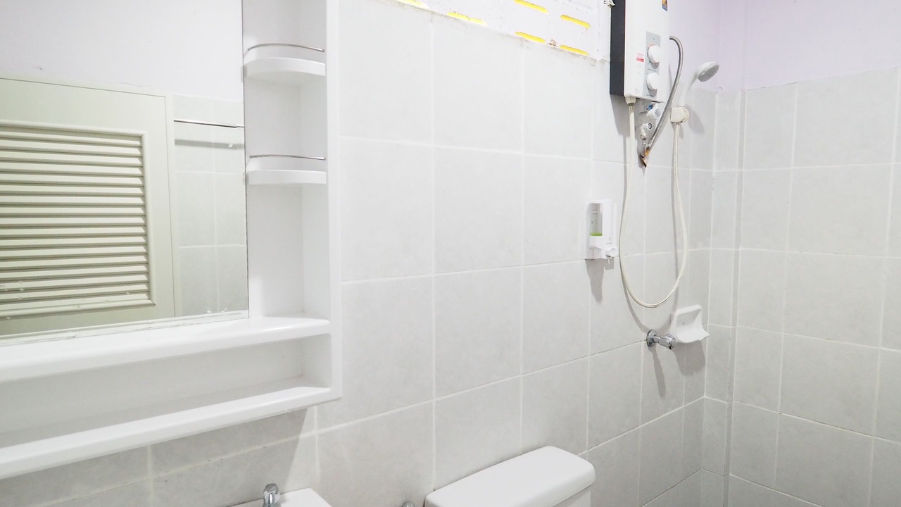 Photo of Bathroom in Khlong Thom