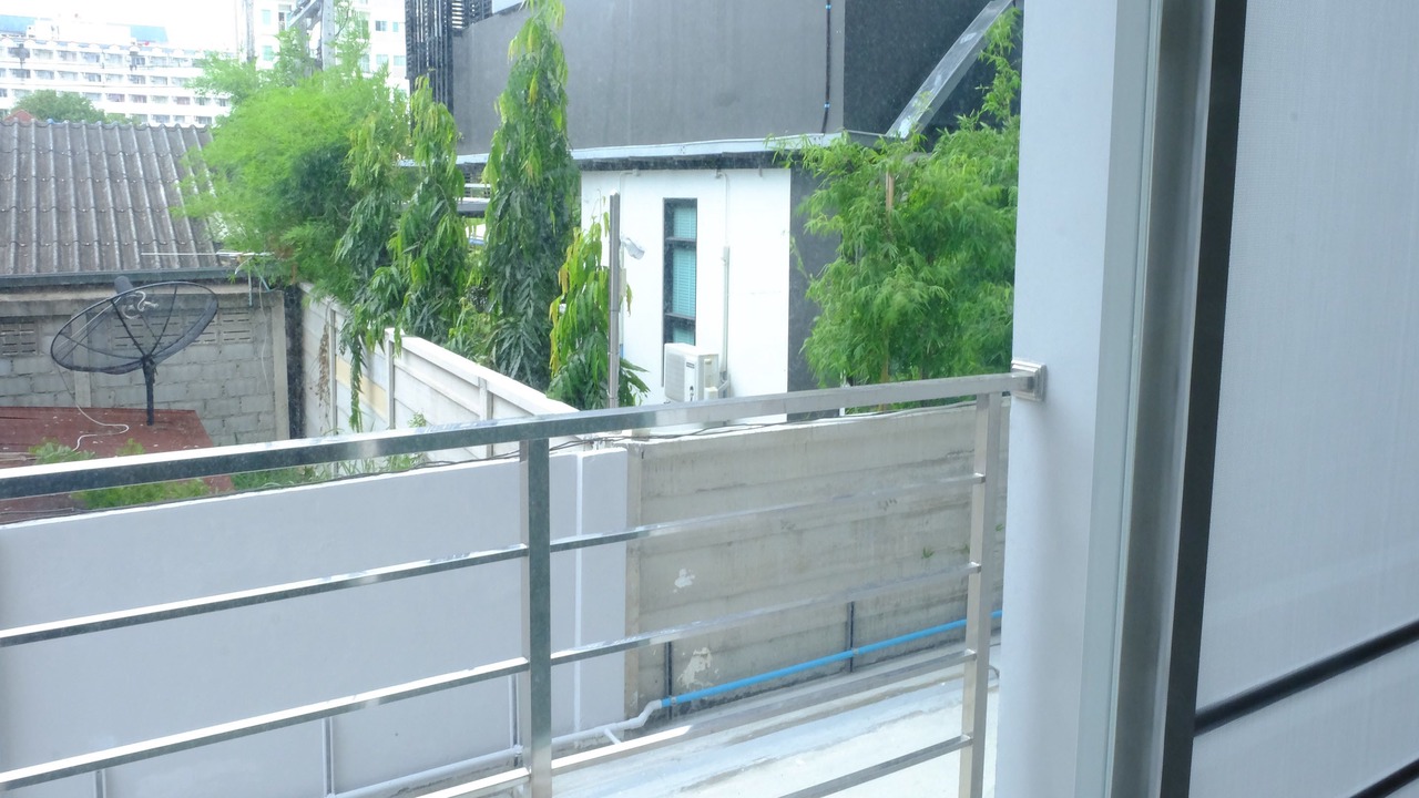Photo of Patio Balcony in Noen Phra