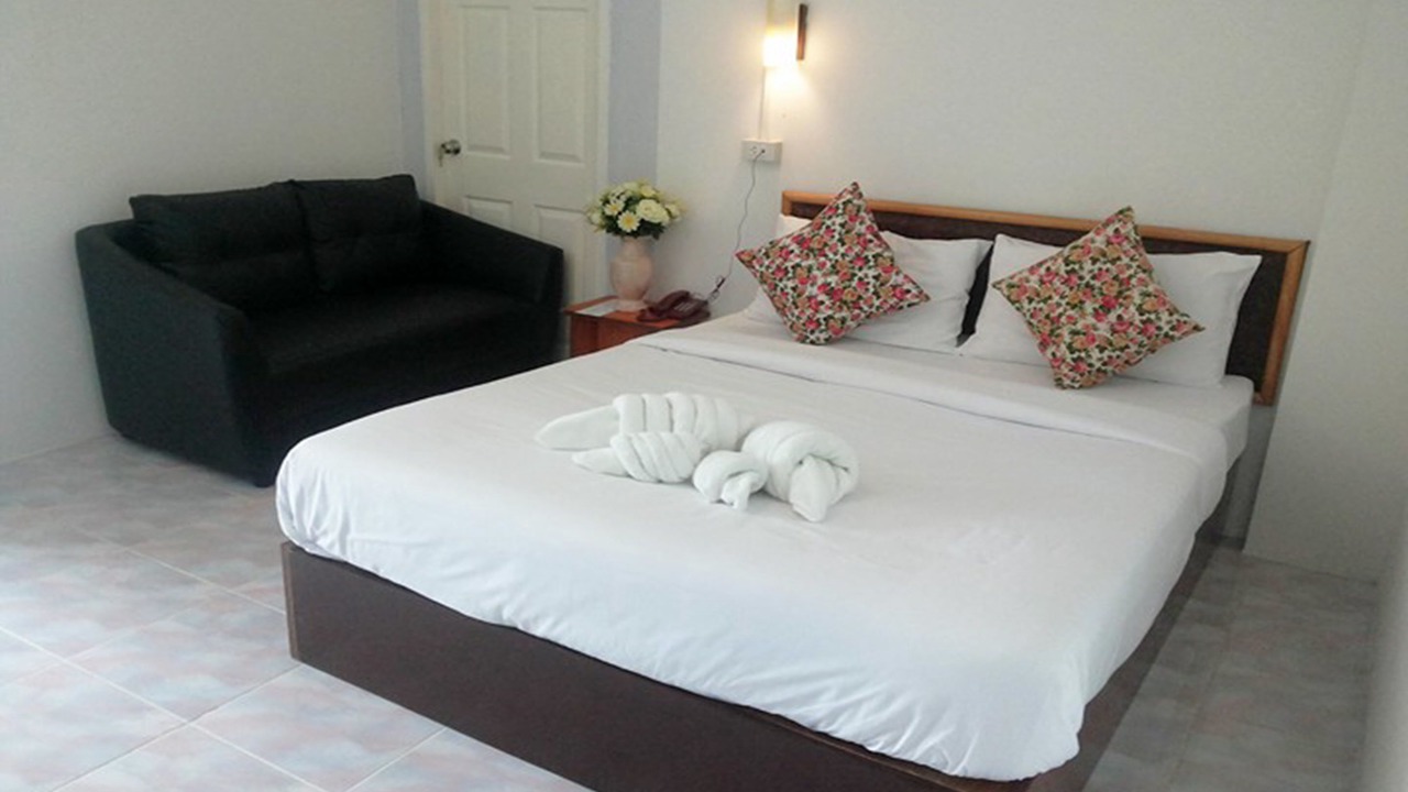 Photo of Bedroom in Koh Kaew