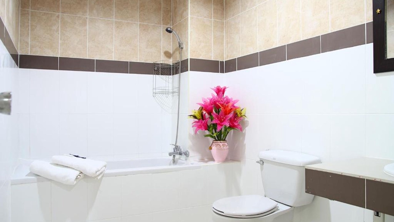 Photo of Bathroom in Tha Sala
