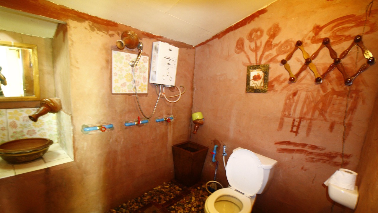 Photo of Bathroom in Mae Kon