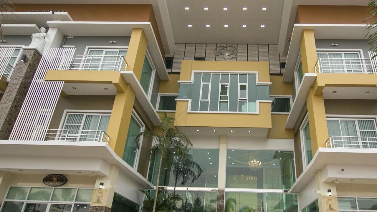 Photo of Buildings in Thung Yao