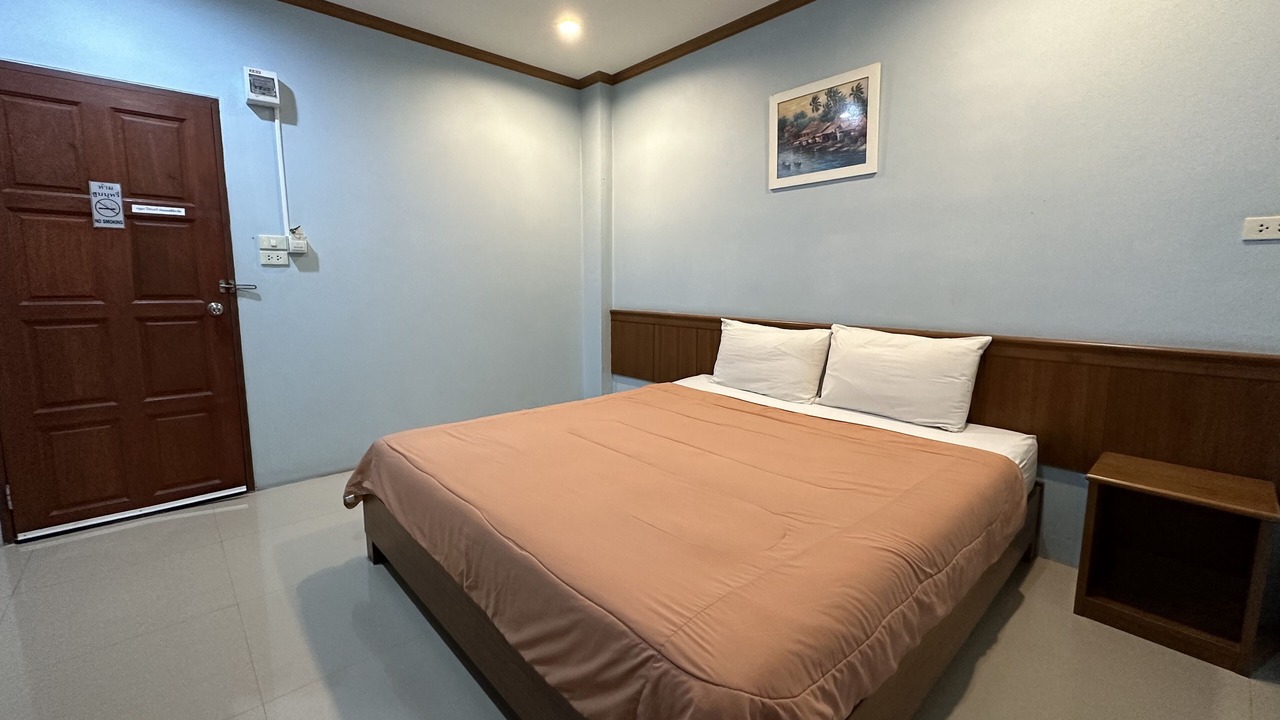 Photo of Bedroom in Makham Tia