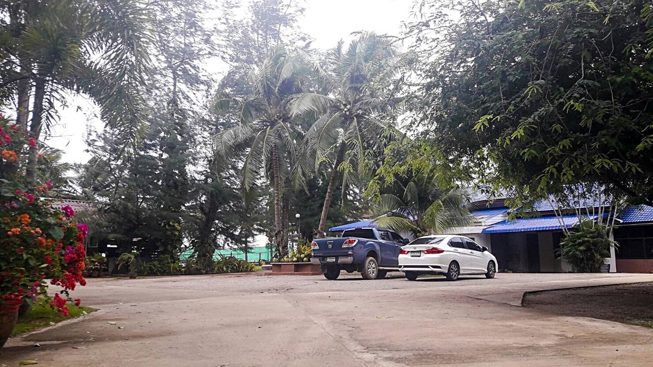 Photo of Others in Bang Saphan
