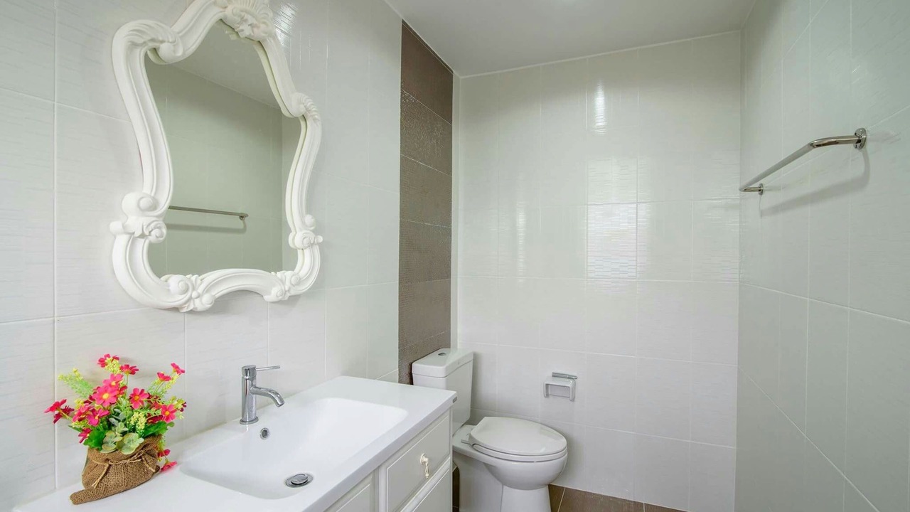 Photo of Bathroom in Hin Lek Fai