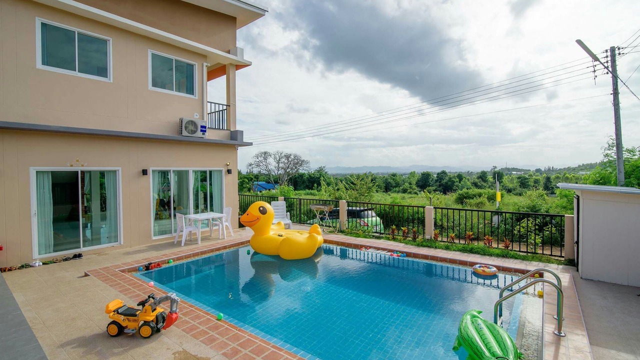 Photo of Outdoor in Hin Lek Fai