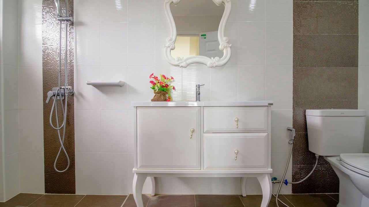Photo of Bathroom in Hin Lek Fai
