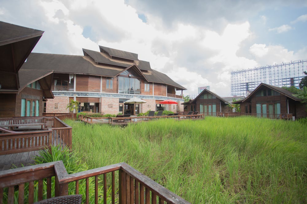 Photo of Outdoor in Makham Tia