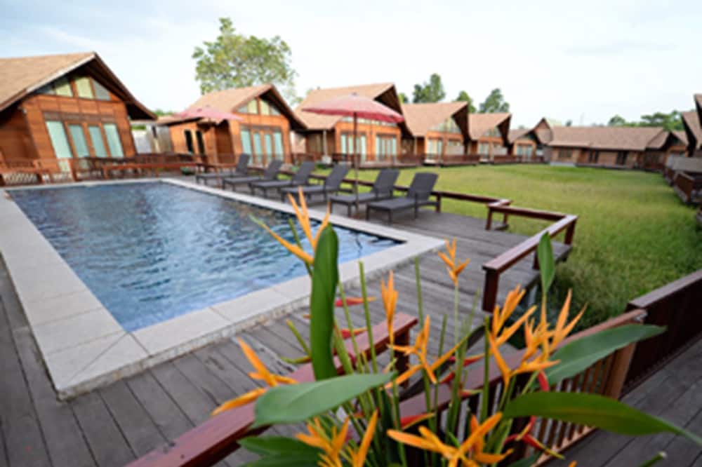 Photo of Outdoor in Makham Tia