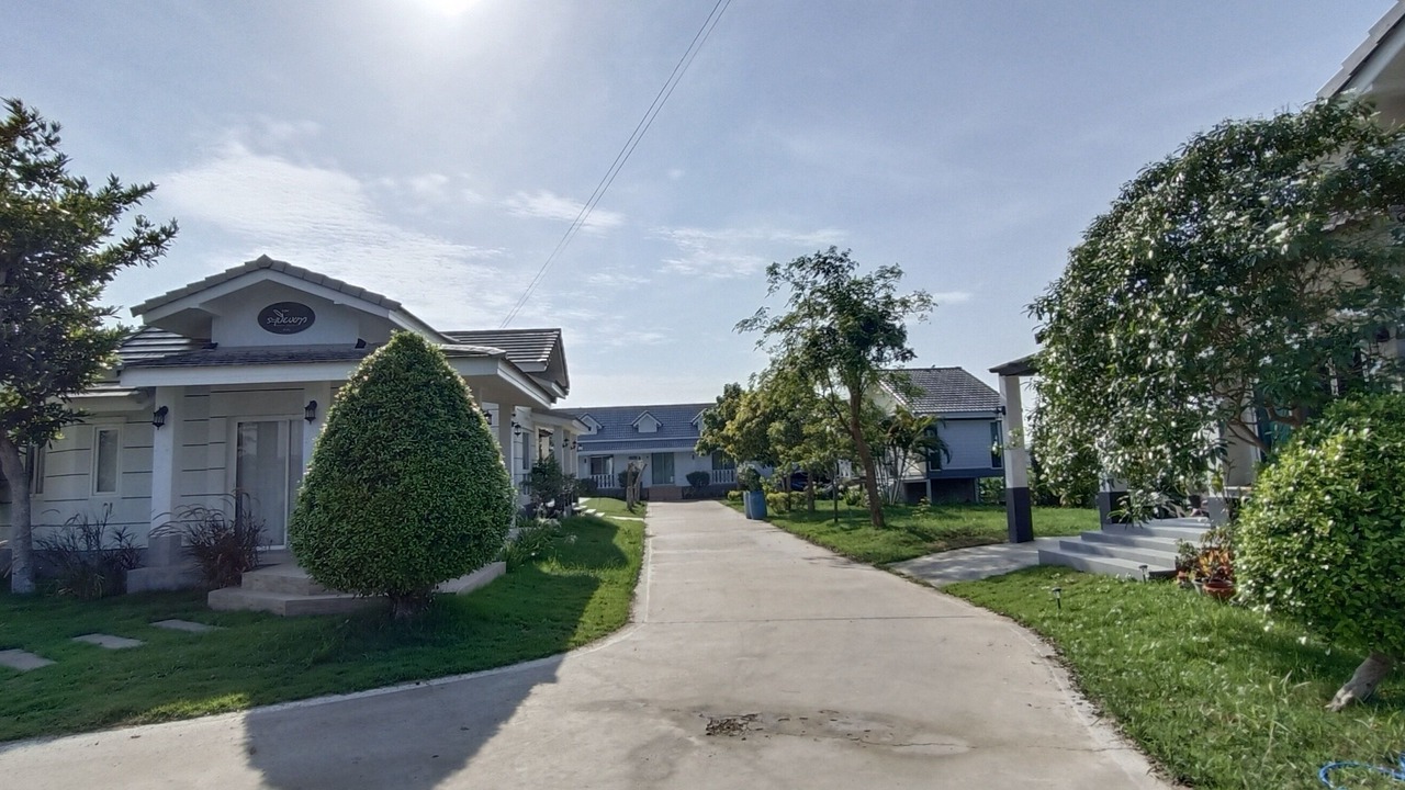 Photo of Outdoor in Hin Lek Fai