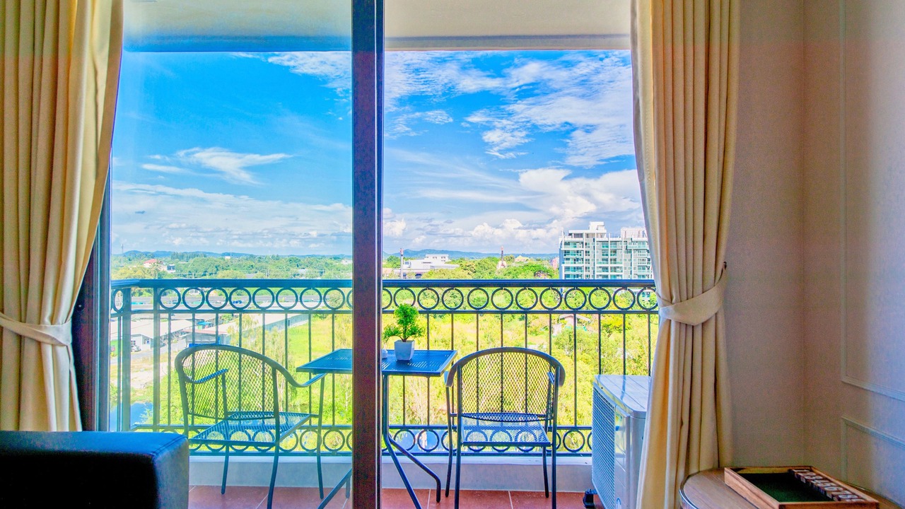 Photo of Patio Balcony in Na Chom Thian