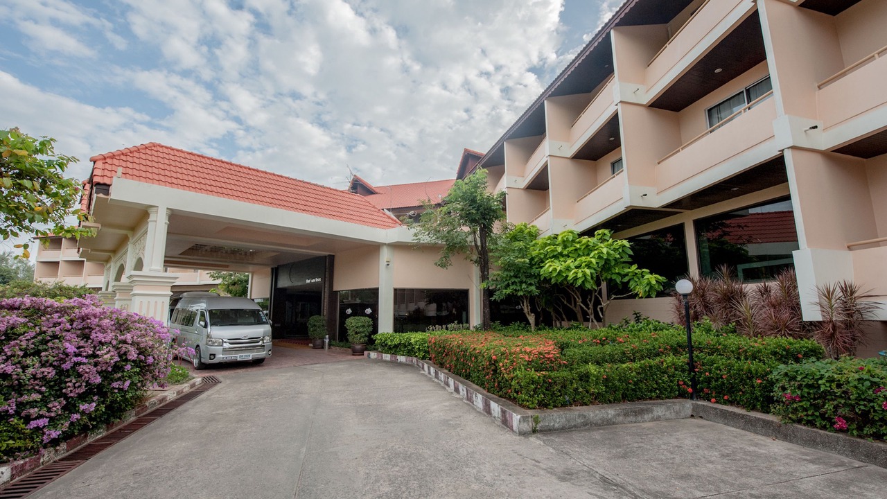 Photo of Outdoor in Singhanakhon