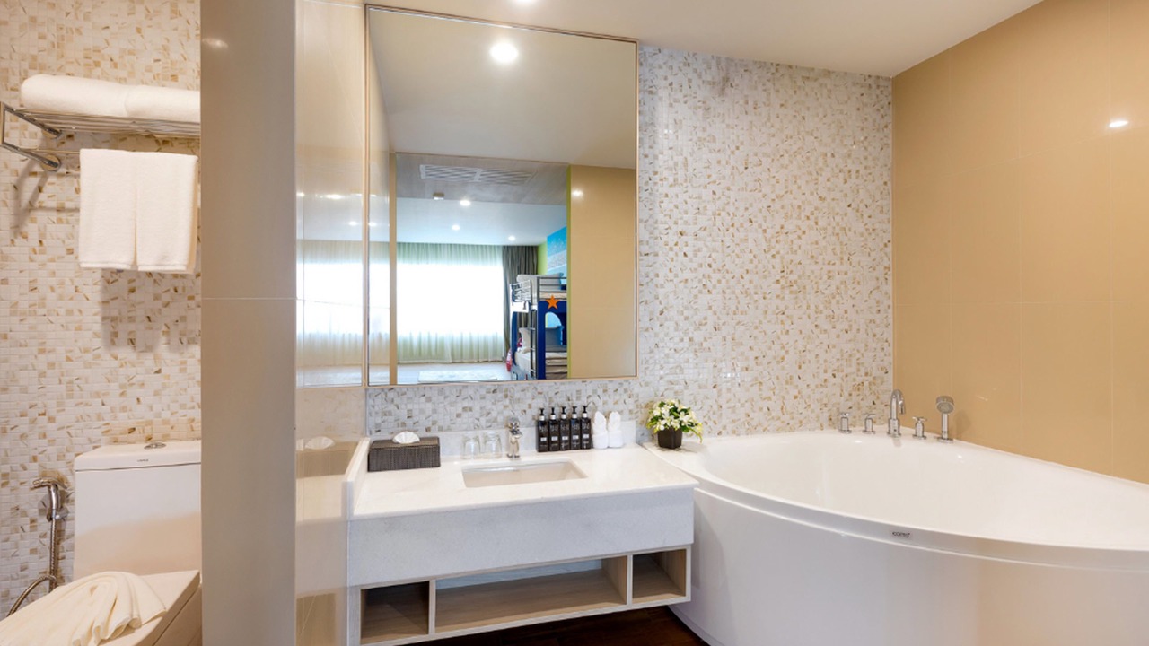 Photo of Bathroom in Khuekkhak