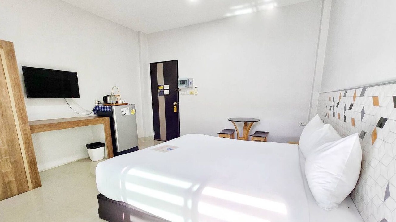 Photo of Bedroom in Lam Plai Mat
