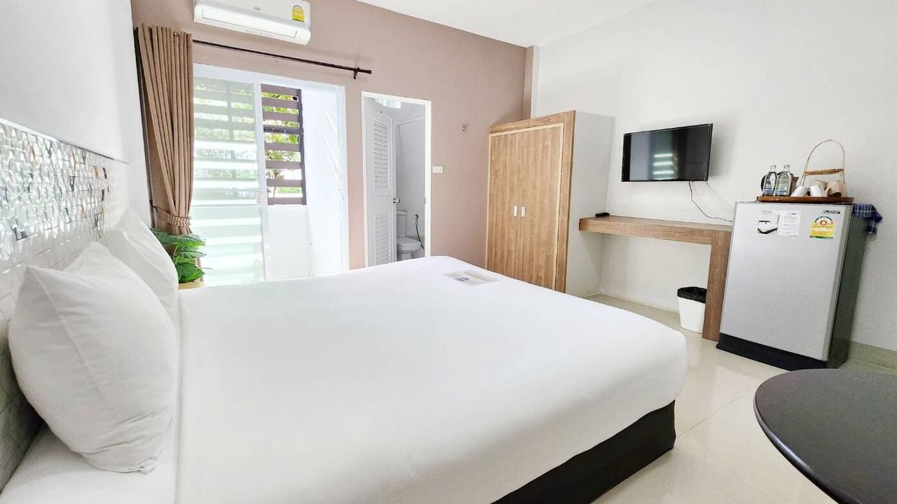 Photo of Bedroom in Lam Plai Mat