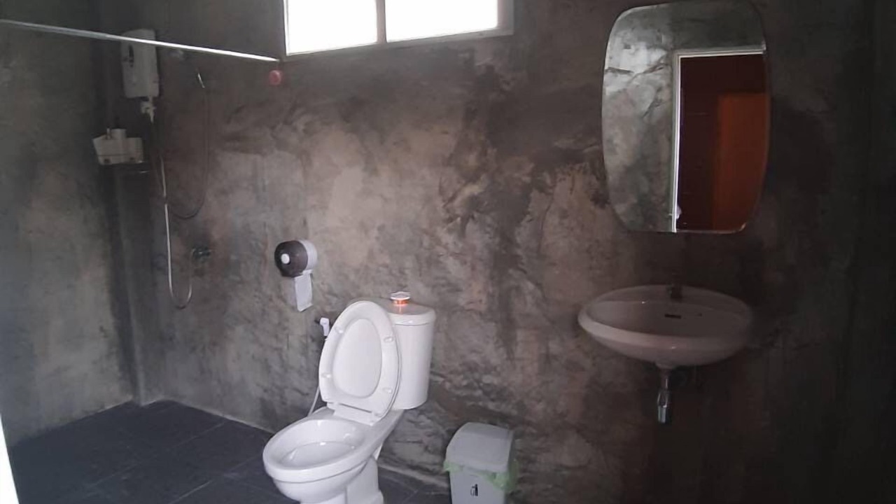 Photo of Bathroom in Pua