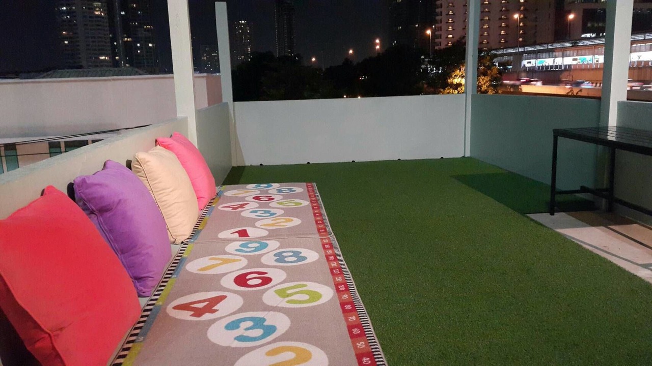 Photo of Patio Balcony in Yan Nawa
