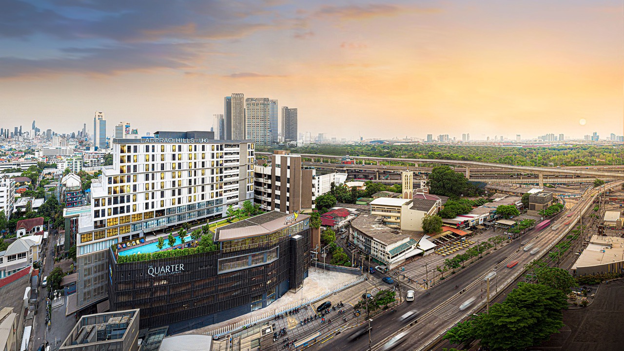 Photo of Outdoor in Phahonyothin